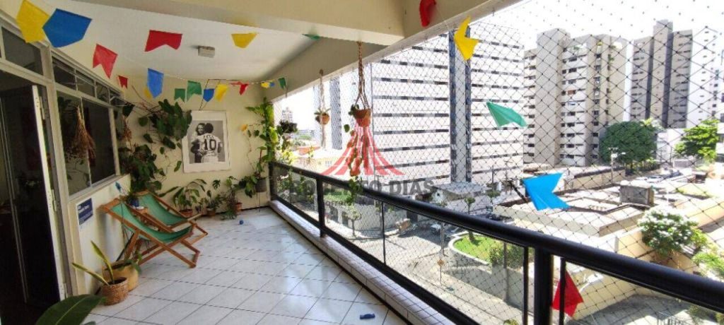 Apartamento com 3 Quartos à Venda, 130m² – R$595.000 – Edifício Lívio Arruda – Meireles – Fortaleza-Ceará