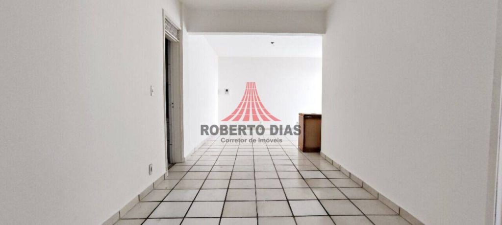 Apartamento térreo, Ed. Sabina, com 3 quartos  à venda, medindo 130 m² por R$ 280.000, Fortaleza-Ceará