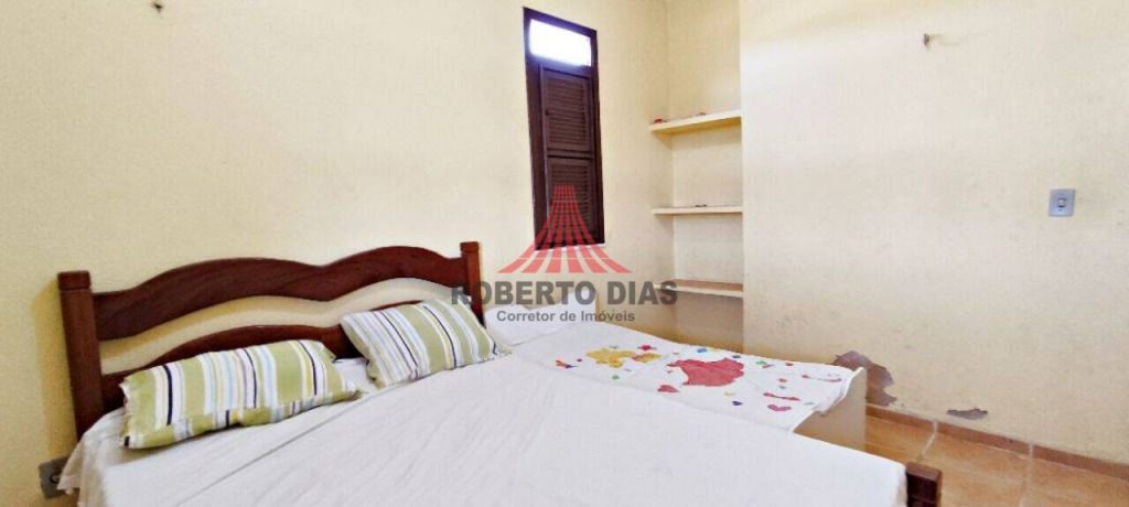 Casa com 4 Quartos e 3 banheiros à Venda, 186,86m² por R$ 350.000 , Praia do Presídio , Aquiraz-Ceará.