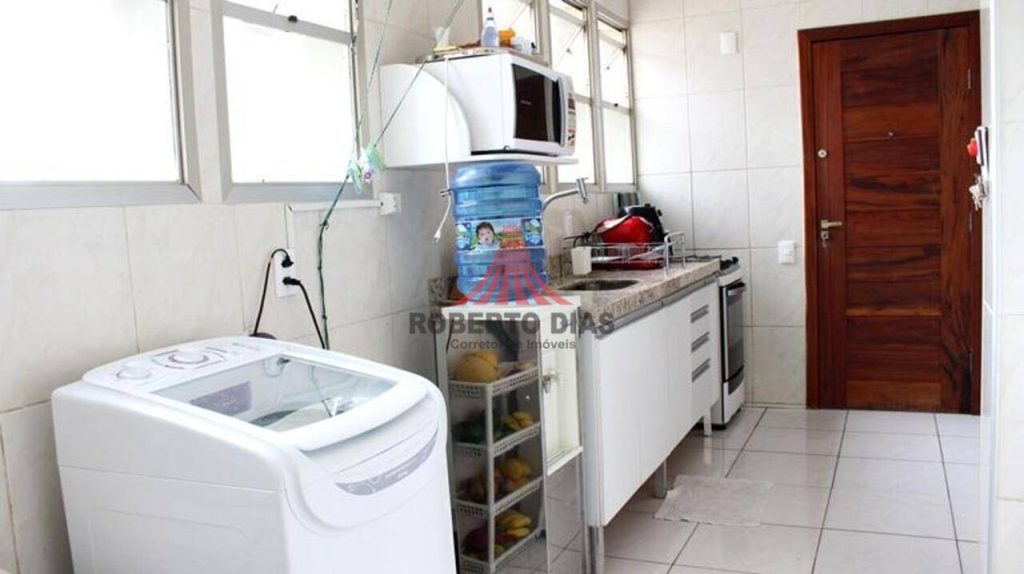 Apartamento à venda com 3 quartos, medindo 127m2, por R$ 450.000 no Cocó – Fortaleza-Ce.