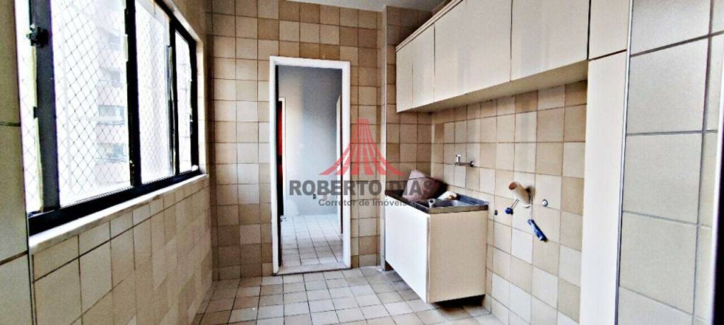 Apartamento à venda, medindo 158m2, 03 suítes, R$ 860.000 – Meireles – Fortaleza-Ceará