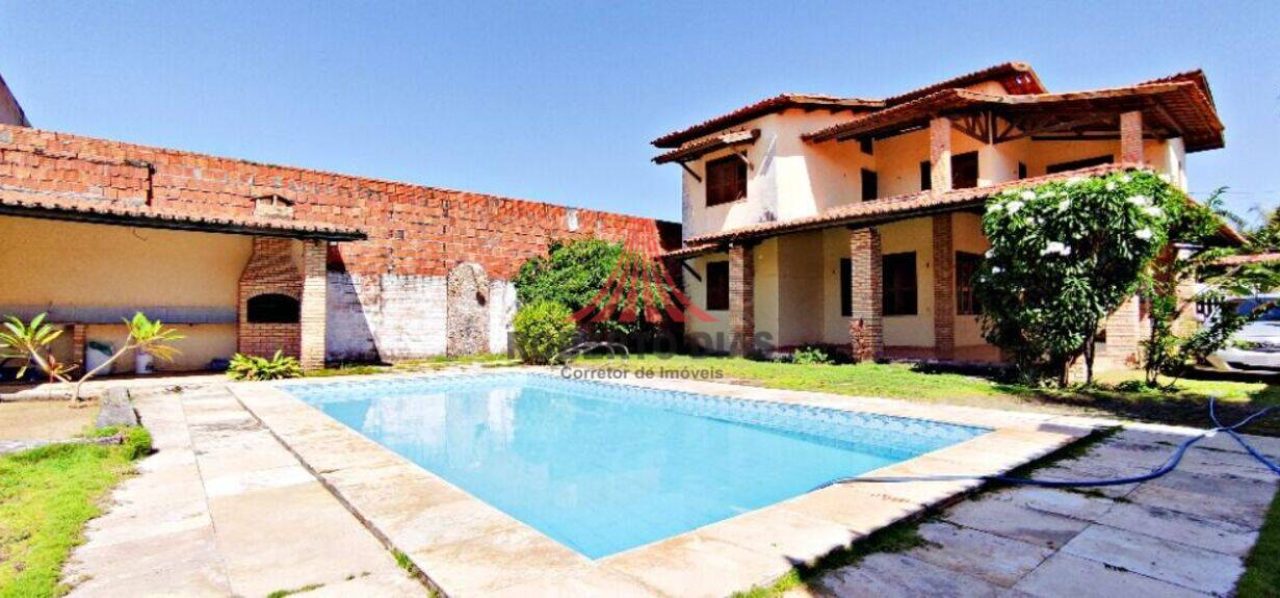 Casa com 4 Quartos e 3 banheiros à Venda, 186,86m² por R$ 350.000 , Praia do Presídio , Aquiraz-Ceará.